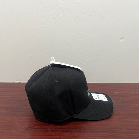 Air Jordan, Classic99 Hat, DV3151 010, Flight, Black, Yellow & Green - Picture 4 of 9